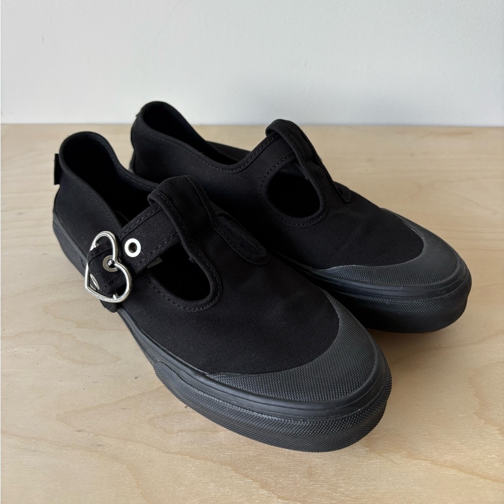 Van’s Mary Jane Slip-on Size 8.5